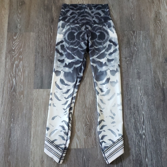 Lululemon High Times Pant *SE - Picture 2 of 5